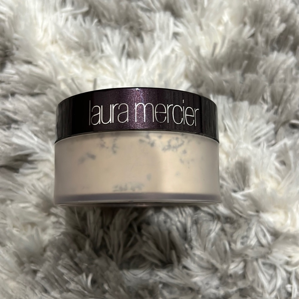 Laura Mercier Translucent Loose Setting Powder